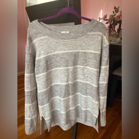 GAP Sweaters - Gap beautiful sweater